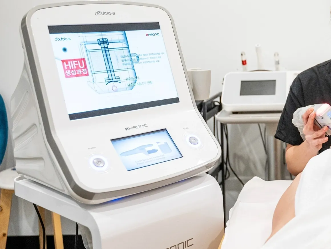 HIFU High-Intensity Focused Ultrasound skin treatment
